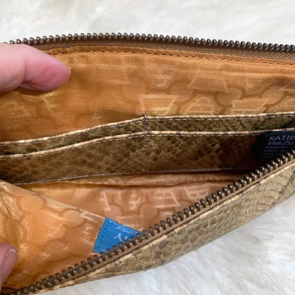 KATHY VAN ZEELAND Olive & Gold Snakeskin Embossed Studded Vintage Flap Clutch/XB - Picture 10 of 13